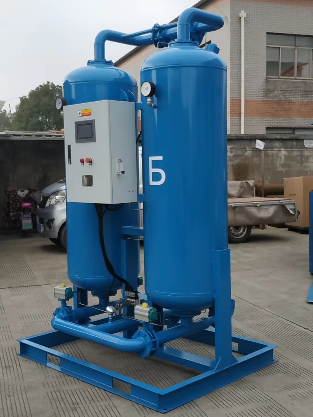 吸附式干燥機氧化鋁多久更換一次？